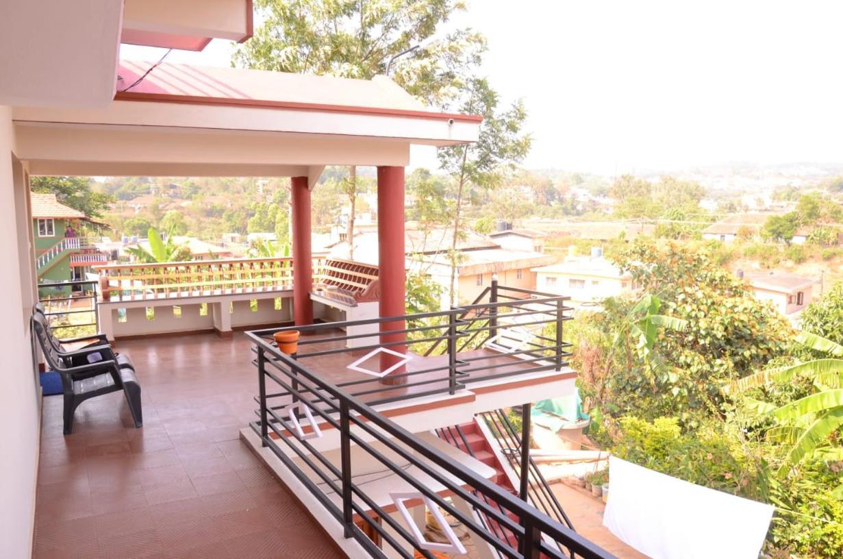 Coorg Girinivas Homestay 102 Madikeri Eksteriør bilde