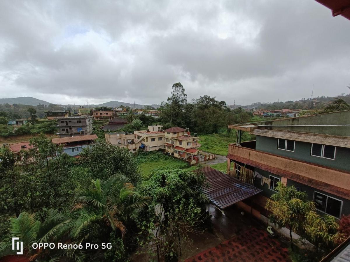 Coorg Girinivas Homestay 102 Madikeri Eksteriør bilde